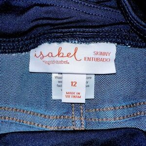 Maternity jeans, brand new.